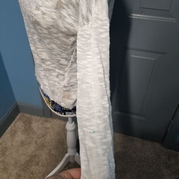 Pieces by kensie white longsleeve blouse - Picture 2 of 5